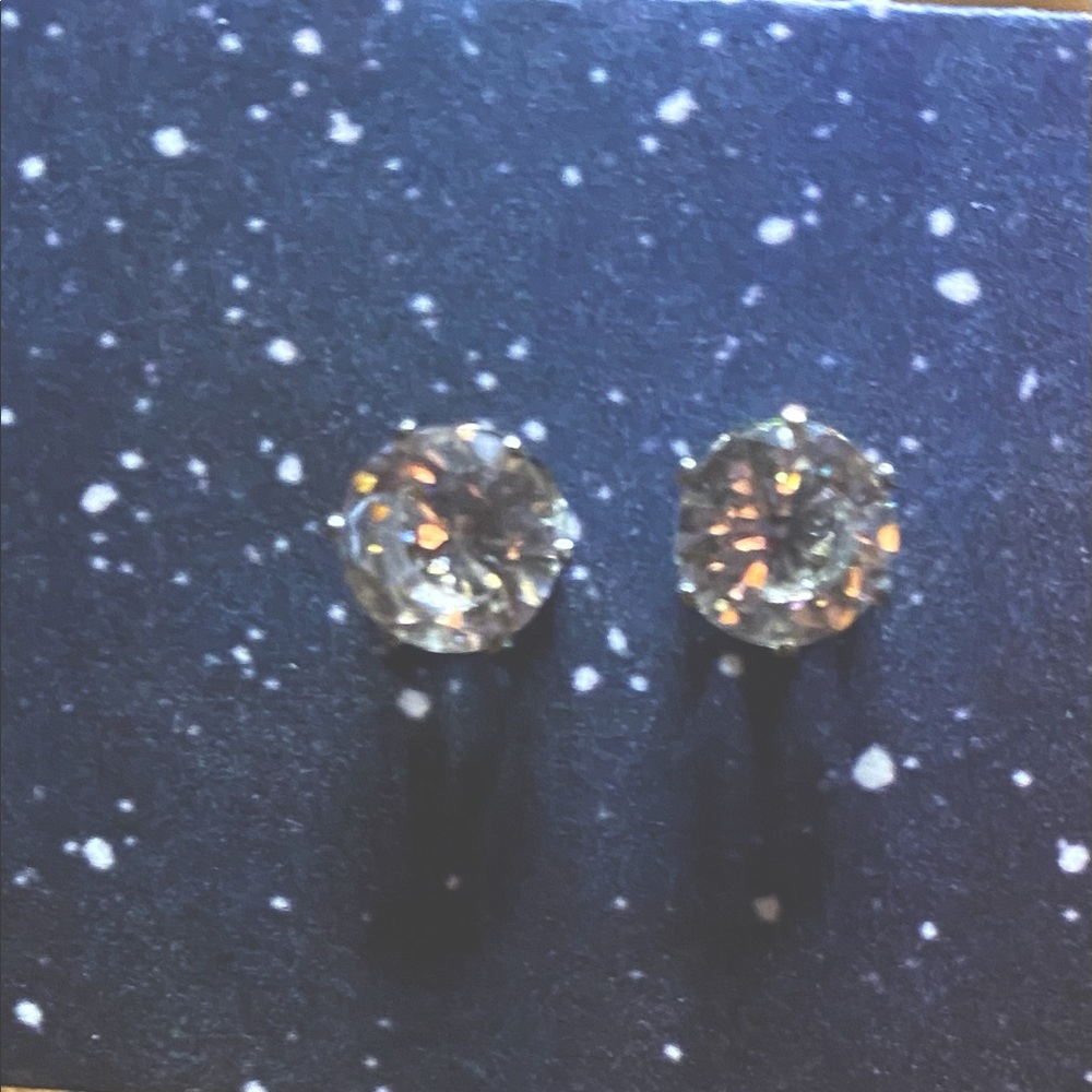 Silver alloy crystal stud earrings